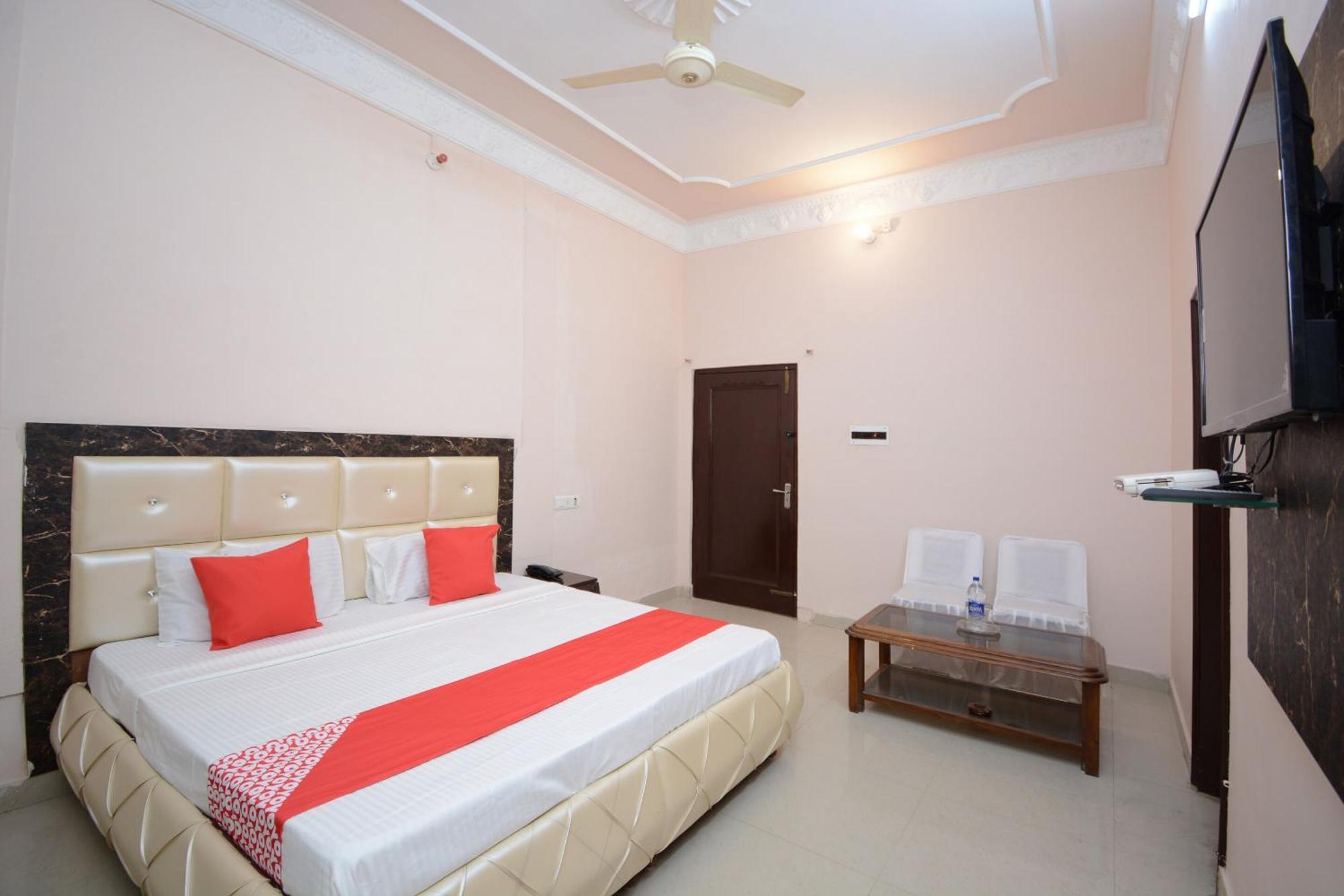 Hotel Asia Palace Pathānkot Exterior foto